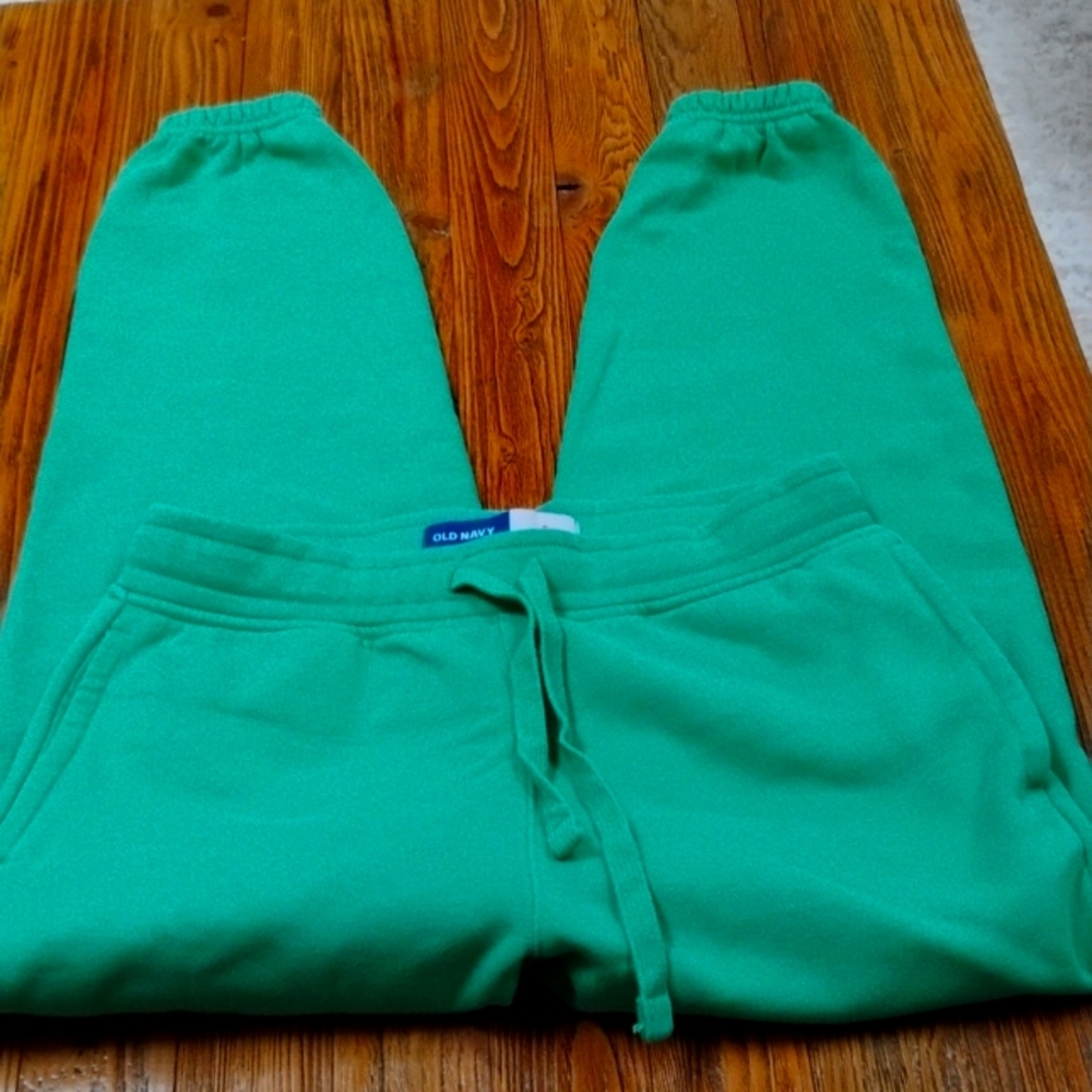 Old Navy heavy duty fleece jogger pants size small like new
